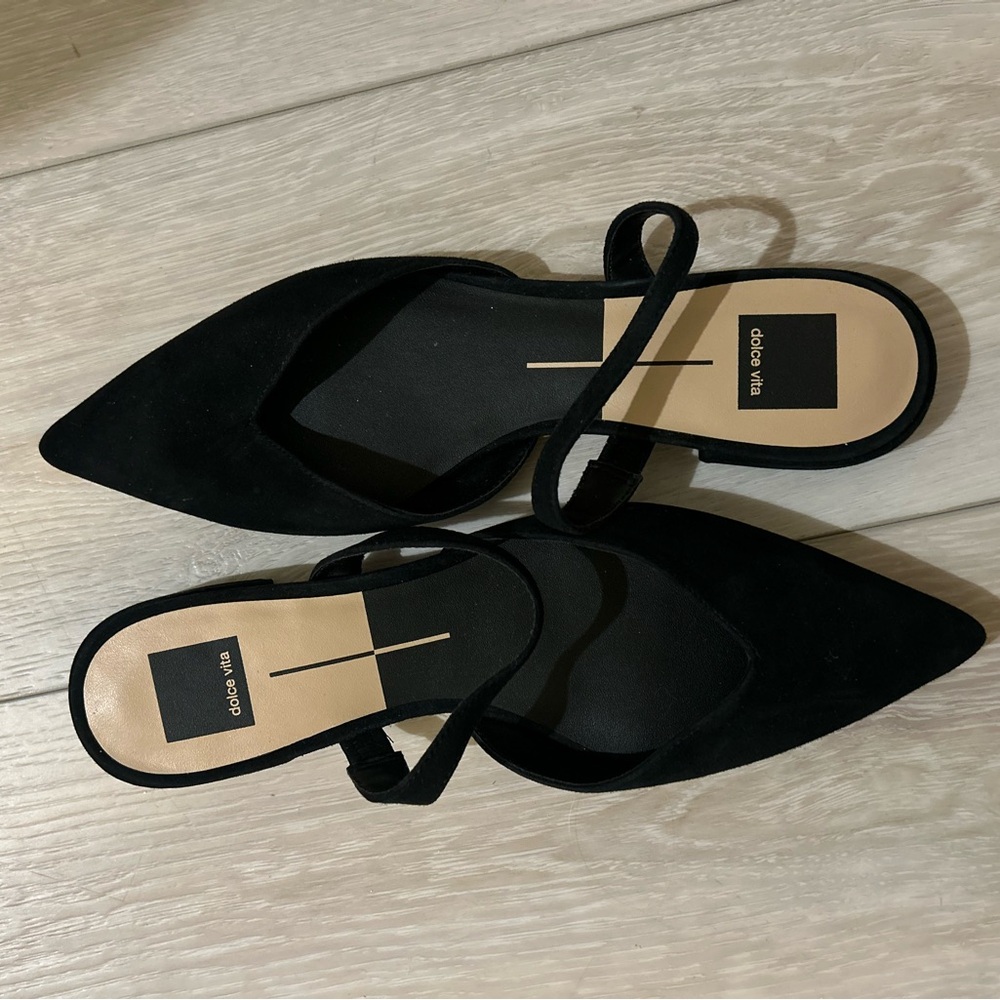 New Dolce Vita Black Pointed-Toe Mules